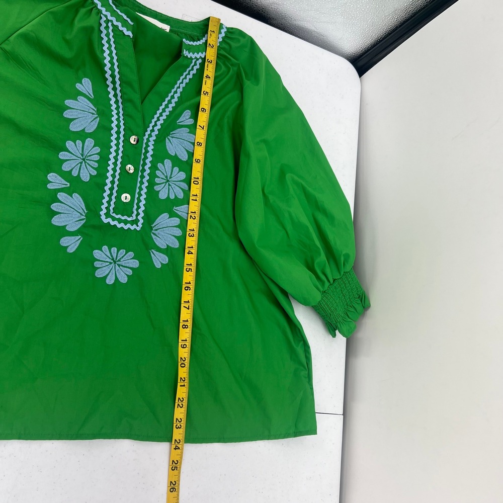 Entro Green Embroidered Tunic Top Womens Medium 3/4 Puff Sleeve Ric-Rac - Picture 8 of 11
